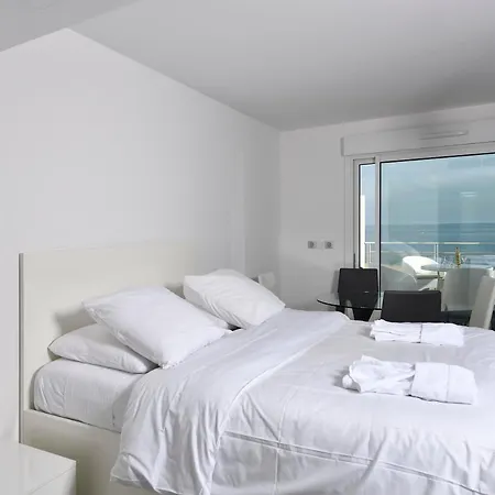 호텔 Le Nautilia De Luxe 